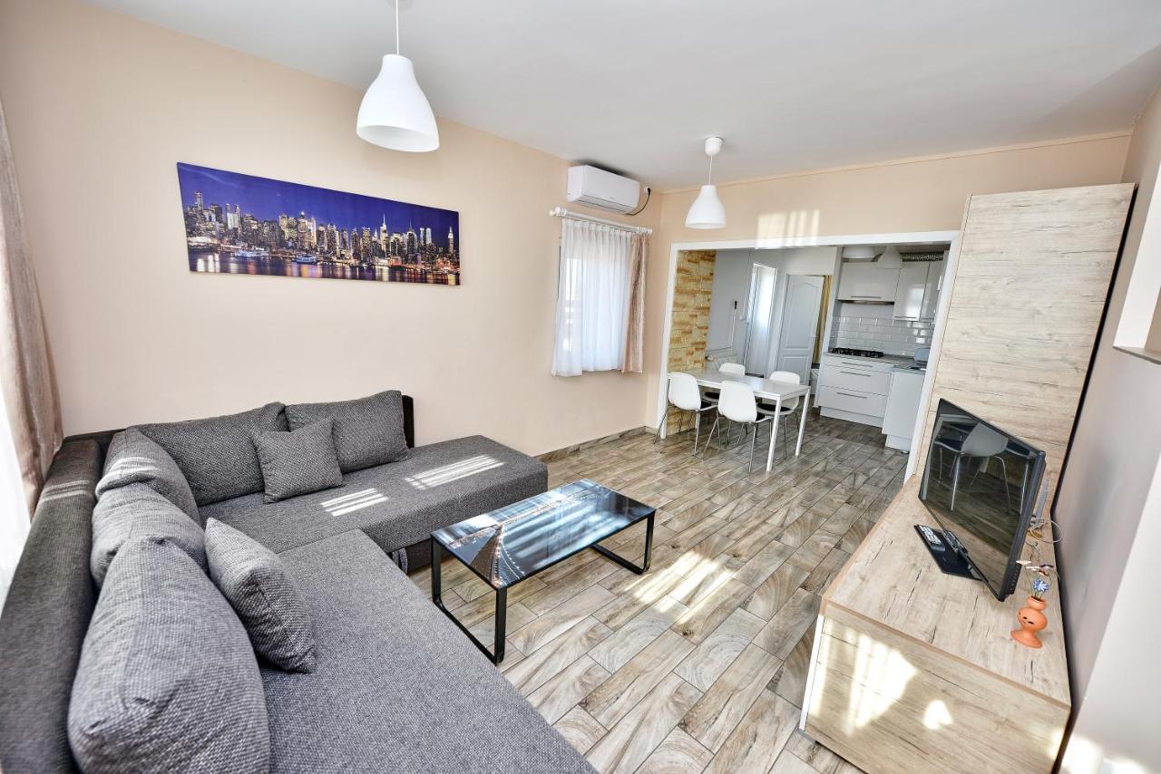 Panorama City Apartman Печ Экстерьер фото