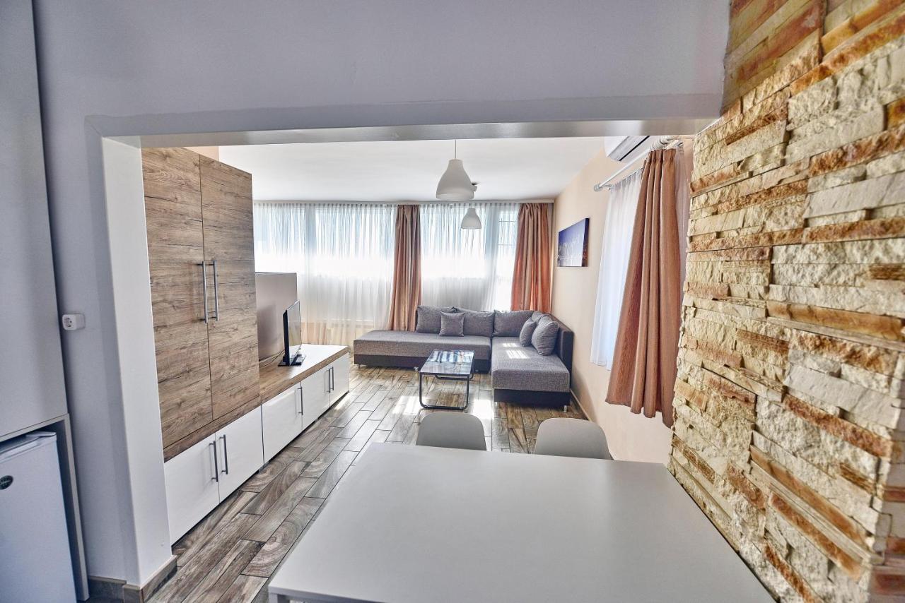 Panorama City Apartman Печ Экстерьер фото